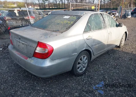 2002 Toyota Camry Xle V6 z USA, uszkodzony, nr VIN 4T1BF30K02U535783
